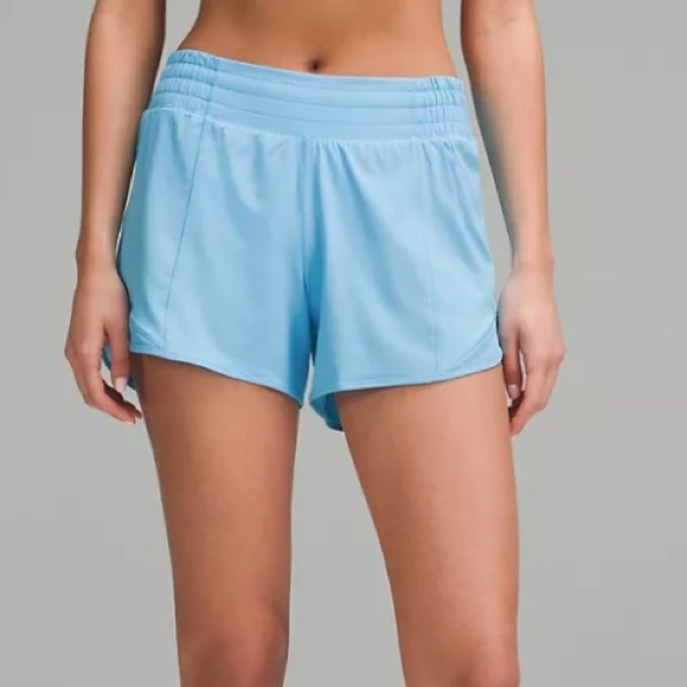 LULULEMON Hotty Hot High-Rise Lined Short 4"